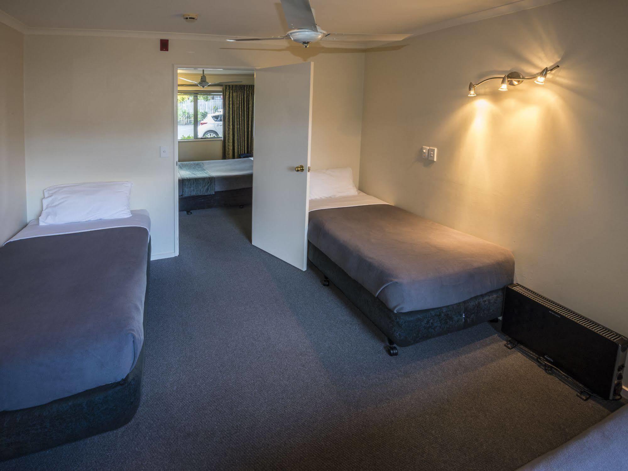 Gateway Motor Inn マウント・マウンガヌイ エクステリア 写真